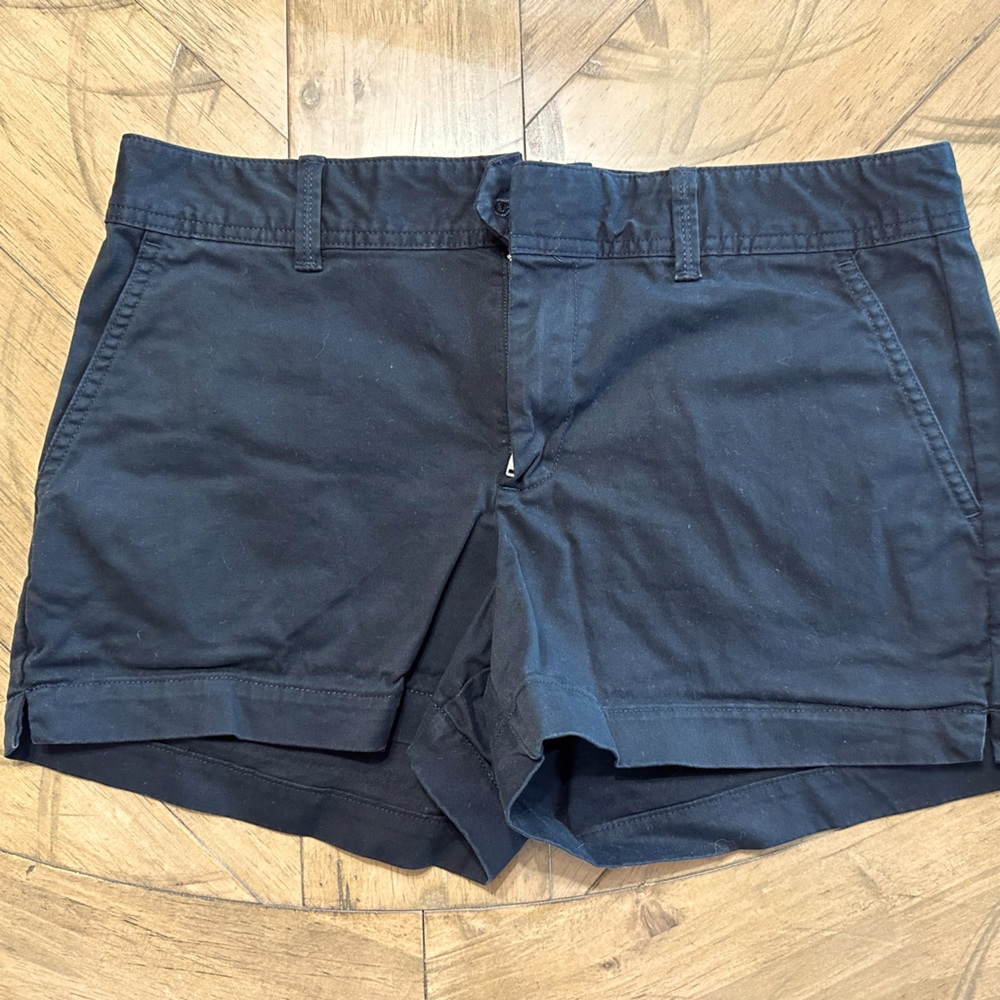 Ladies black gap shorts